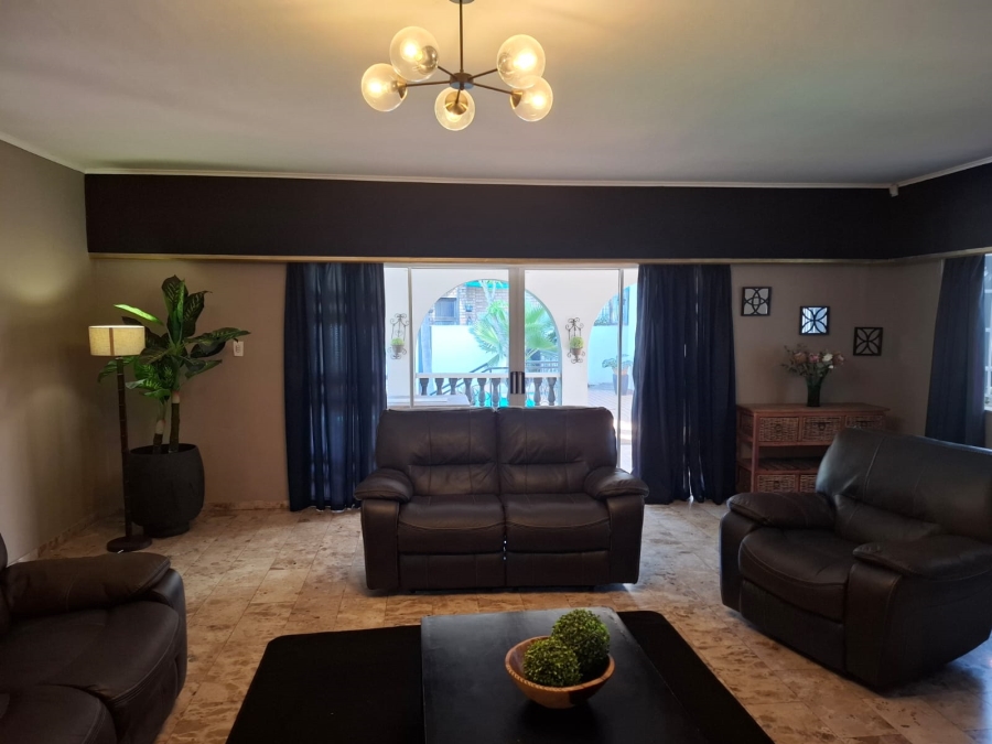 4 Bedroom Property for Sale in Safari Gardens North West